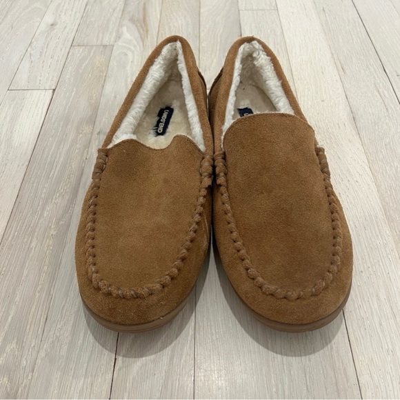 Lands' End Men's Fuzzy Lined Suede
Moccasin Slippers English Tan Swede 9 - Picture 5 of 9
